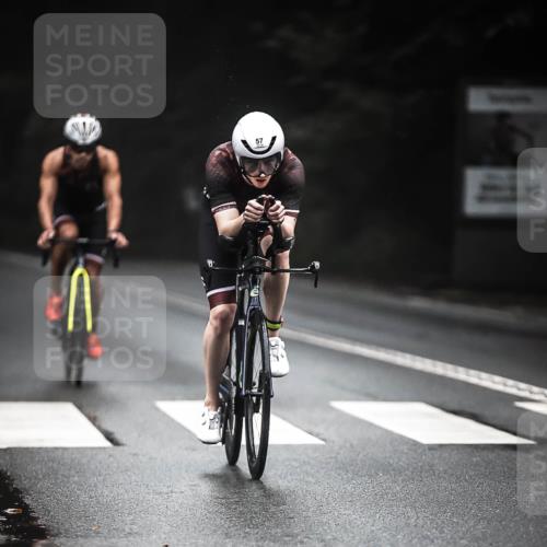 13.09.2026 - Stadtparktriathlon H.Heesch http://msf.ph/oto/10278469 13.09.2026 08:56:11 Radfahren 54, 57, 60, 93 meine-sportfotos.de