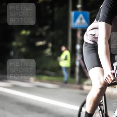 13.09.2026 - Stadtparktriathlon H.Heesch http://msf.ph/oto/10278486 13.09.2026 10:42:35 Radfahren 402, 456, 514 meine-sportfotos.de