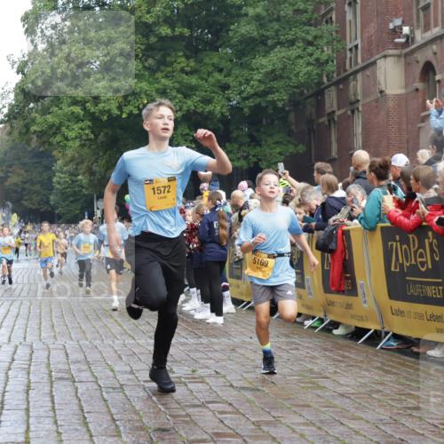 13.09.2026 - Kiel Lauf Yannick Fuchs http://msf.ph/oto/10278542 13.09.2026 08:51:29 Ziel 444, 909, 1243, 3683, 4741, 5211, 5439, 5906, 6699, 8206, 8657, 8883, 9379, 9929, 496, 1238, 1724, 2343, 4159, 5010, 7033, 10463, 10957, 10970, 11688, 1210, 1572, 3779, 3901, 5130, 5169, 5580, 5793, 5976, 6532, 7521, 8538, 11448, 12102, 12467, 5959, 10957, 10987 meine-sportfotos.de