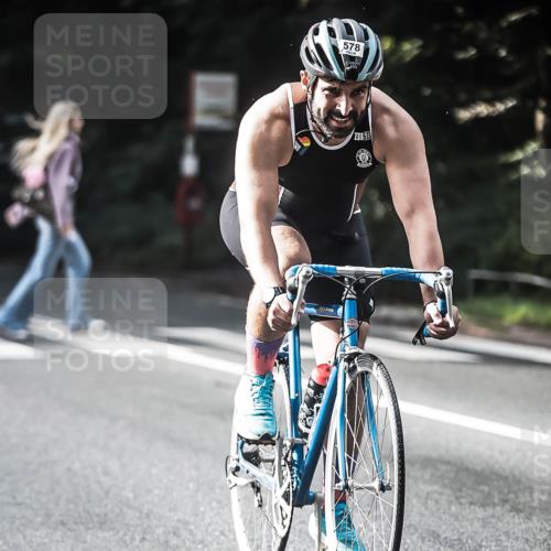 13.09.2026 - Stadtparktriathlon H.Heesch http://msf.ph/oto/10278610 13.09.2026 10:43:03 Radfahren 364, 437, 578 meine-sportfotos.de