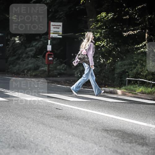 13.09.2026 - Stadtparktriathlon H.Heesch http://msf.ph/oto/10278615 13.09.2026 10:43:03 Radfahren 364, 437, 578 meine-sportfotos.de