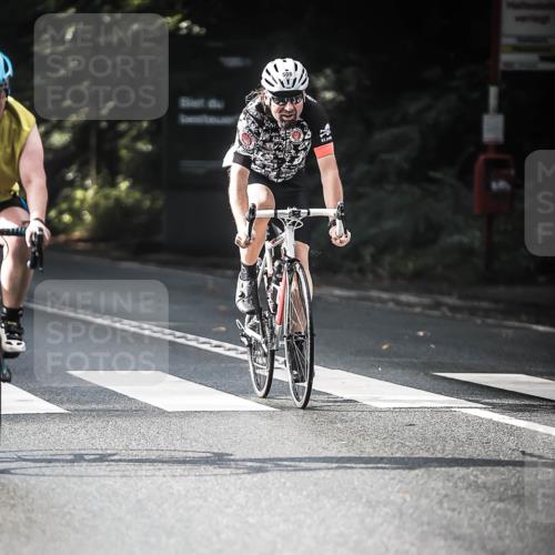 13.09.2026 - Stadtparktriathlon H.Heesch http://msf.ph/oto/10278649 13.09.2026 10:43:16 Radfahren 465, 508, 539, 777 meine-sportfotos.de