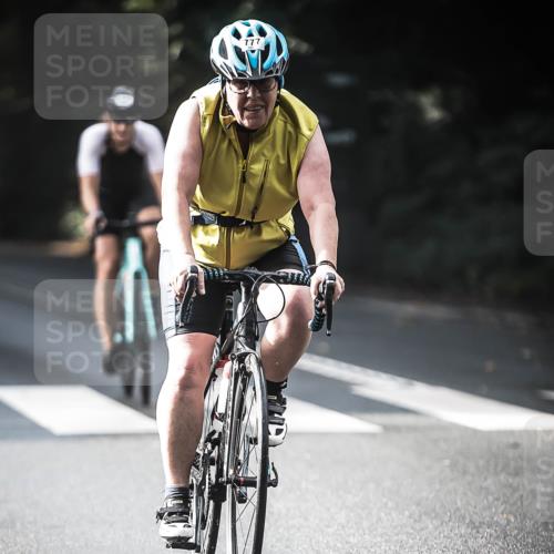 13.09.2026 - Stadtparktriathlon H.Heesch http://msf.ph/oto/10278656 13.09.2026 10:43:17 Radfahren 465, 508, 539, 777 meine-sportfotos.de