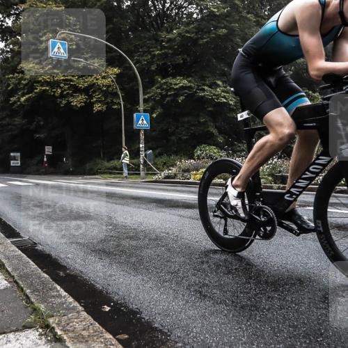 13.09.2026 - Stadtparktriathlon H.Heesch http://msf.ph/oto/10278731 13.09.2026 08:46:54 Radfahren 2, 5, 22, 40 meine-sportfotos.de