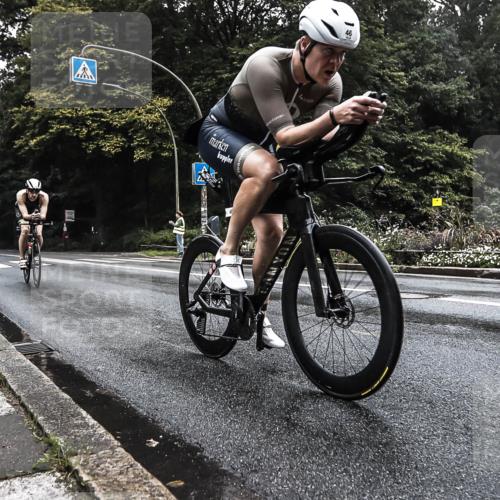 13.09.2026 - Stadtparktriathlon H.Heesch http://msf.ph/oto/10278759 13.09.2026 08:47:42 Radfahren 16, 18, 30, 46 meine-sportfotos.de