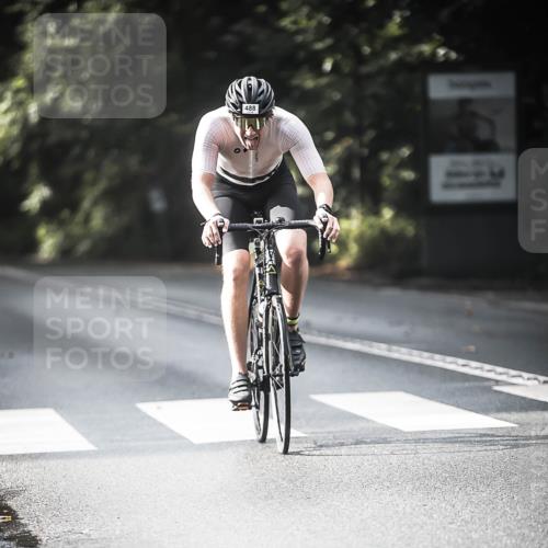 13.09.2026 - Stadtparktriathlon H.Heesch http://msf.ph/oto/10278796 13.09.2026 10:43:53 Radfahren 408, 488, 528, 536, 556 meine-sportfotos.de