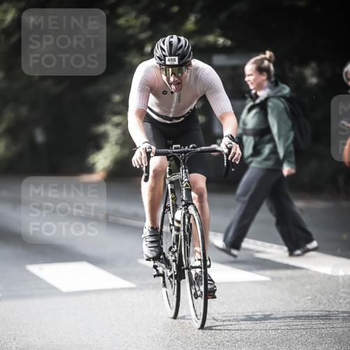 13.09.2026 - Stadtparktriathlon H.Heesch http://msf.ph/oto/10278803 13.09.2026 10:43:53 Radfahren 408, 488, 528, 536, 556 meine-sportfotos.de