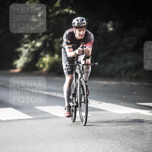 13.09.2026 - Stadtparktriathlon H.Heesch http://msf.ph/oto/10278821 13.09.2026 10:43:57 Radfahren 488, 528, 536, 581 meine-sportfotos.de