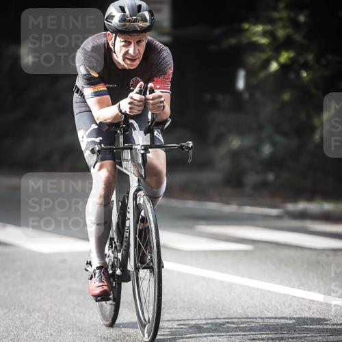 13.09.2026 - Stadtparktriathlon H.Heesch http://msf.ph/oto/10278831 13.09.2026 10:43:58 Radfahren 482, 488, 528, 536, 581 meine-sportfotos.de