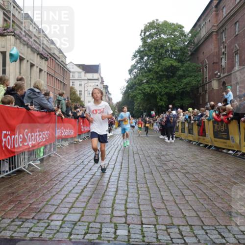 13.09.2026 - Kiel Lauf Yannick Fuchs http://msf.ph/oto/10278846 13.09.2026 08:51:47 Ziel 1210, 1572, 2020, 3779, 3901, 5130, 5169, 5580, 5976, 6532, 7521, 8538, 8543, 8700, 11448, 12102, 12467, 444, 909, 1238, 1243, 3683, 4159, 4741, 5010, 5211, 5439, 5793, 5906, 5976, 6699, 7033, 8206, 8657, 8883, 9379, 9929, 10463, 2015, 3392, 3538, 3557, 5810, 6205, 6372, 7171, 8736, 10826, 11608, 1238, 1724, 5010, 7033, 10463, 10970, 11688 meine-sportfotos.de