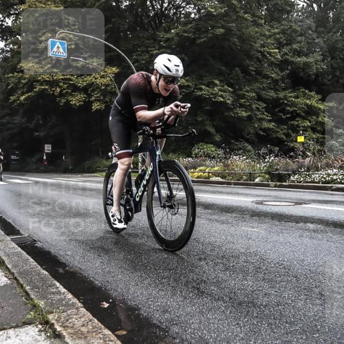 13.09.2026 - Stadtparktriathlon H.Heesch http://msf.ph/oto/10278859 13.09.2026 08:49:35 Radfahren 21, 54, 56, 57, 70, 71 meine-sportfotos.de