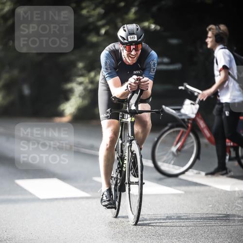 13.09.2026 - Stadtparktriathlon H.Heesch http://msf.ph/oto/10278907 13.09.2026 10:44:09 Radfahren 412, 482, 540, 581 meine-sportfotos.de