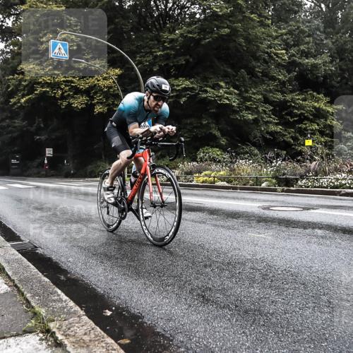 13.09.2026 - Stadtparktriathlon H.Heesch http://msf.ph/oto/10278926 13.09.2026 08:51:24 Radfahren 3, 26, 38 meine-sportfotos.de