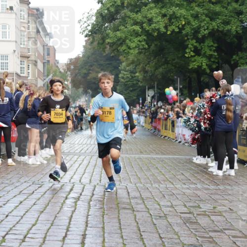 13.09.2026 - Kiel Lauf Yannick Fuchs http://msf.ph/oto/10278927 13.09.2026 08:51:52 Ziel 1210, 1572, 2020, 5169, 5580, 6205, 7171, 8543, 8700, 11448, 12102, 12467, 444, 909, 1243, 3683, 3779, 3901, 4741, 5130, 5211, 5439, 5793, 5906, 5976, 6532, 6699, 7521, 8206, 8538, 8657, 8883, 9379, 9929, 12467, 2015, 3178, 3392, 3538, 3557, 5810, 6372, 7034, 8477, 8736, 10826, 11608, 909, 1238, 3683, 4159, 5010, 7033, 10463, 11688 meine-sportfotos.de