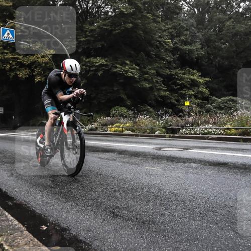 13.09.2026 - Stadtparktriathlon H.Heesch http://msf.ph/oto/10278997 13.09.2026 08:53:43 Radfahren 43, 46, 63 meine-sportfotos.de