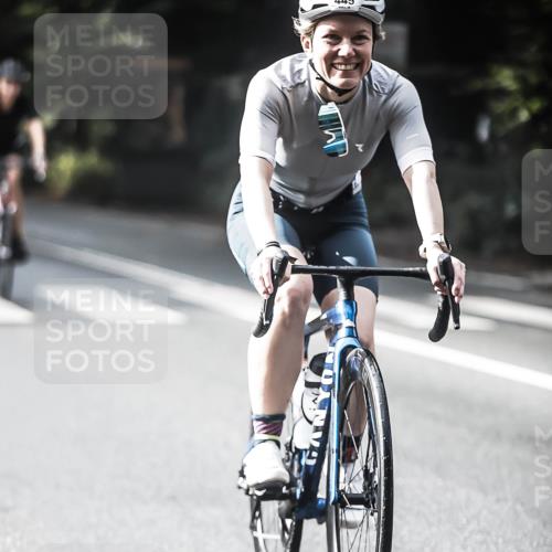 13.09.2026 - Stadtparktriathlon H.Heesch http://msf.ph/oto/10279021 13.09.2026 10:44:35 Radfahren 277, 347, 383, 405, 445, 454 meine-sportfotos.de