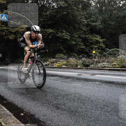 13.09.2026 - Stadtparktriathlon H.Heesch http://msf.ph/oto/10279022 13.09.2026 08:54:06 Radfahren 18, 34, 41 meine-sportfotos.de