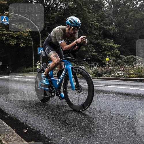 13.09.2026 - Stadtparktriathlon H.Heesch http://msf.ph/oto/10279033 13.09.2026 08:54:37 Radfahren 32, 52 meine-sportfotos.de