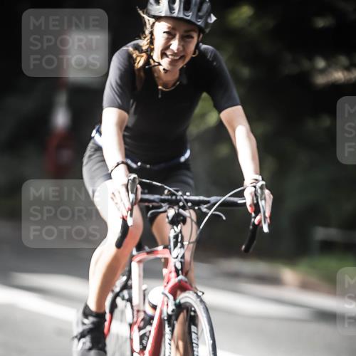 13.09.2026 - Stadtparktriathlon H.Heesch http://msf.ph/oto/10279035 13.09.2026 10:44:36 Radfahren 277, 347, 383, 405, 445, 454, 467, 575 meine-sportfotos.de