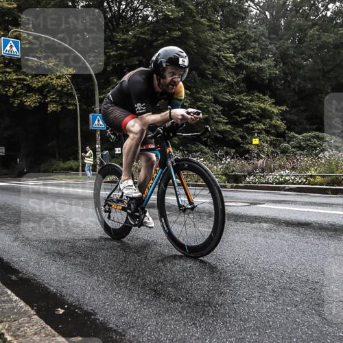 13.09.2026 - Stadtparktriathlon H.Heesch http://msf.ph/oto/10279077 13.09.2026 08:55:45 Radfahren 24, 51, 64, 70 meine-sportfotos.de