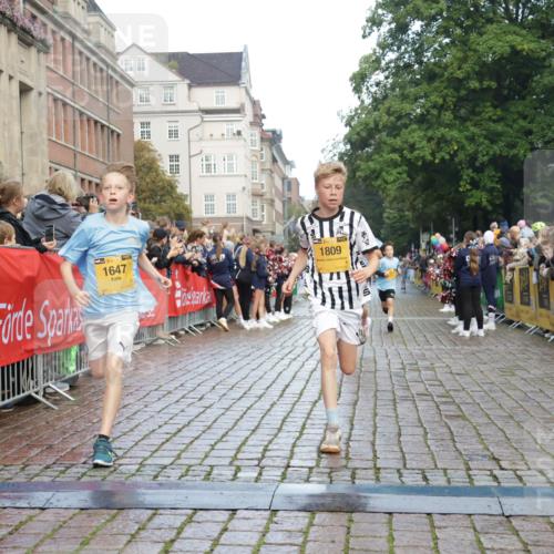 13.09.2026 - Kiel Lauf Yannick Fuchs http://msf.ph/oto/10279080 13.09.2026 08:52:03 Ziel 2015, 3392, 3538, 3557, 5810, 6205, 6372, 7171, 8477, 8736, 10826, 11608, 1210, 1243, 1572, 2020, 3779, 3901, 5130, 5169, 5580, 5793, 5906, 5976, 6532, 6699, 7171, 7521, 8206, 8538, 8543, 8657, 8700, 9379, 11448, 12102, 12467, 1647, 1809, 3178, 3871, 6937, 7034, 9381, 10102, 11752, 444, 4741, 5211, 5439, 5906, 6699, 8206, 8657, 8883, 9379, 9929 meine-sportfotos.de