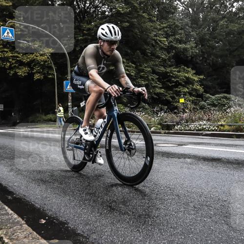 13.09.2026 - Stadtparktriathlon H.Heesch http://msf.ph/oto/10279085 13.09.2026 08:55:47 Radfahren 24, 51, 56, 64, 70 meine-sportfotos.de