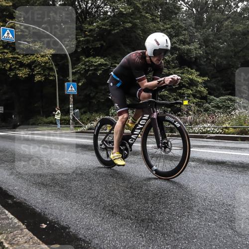 13.09.2026 - Stadtparktriathlon H.Heesch http://msf.ph/oto/10279101 13.09.2026 08:56:10 Radfahren 54, 57, 60, 93 meine-sportfotos.de
