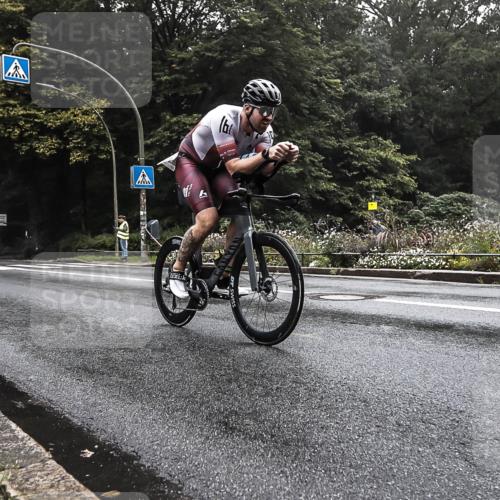 13.09.2026 - Stadtparktriathlon H.Heesch http://msf.ph/oto/10279161 13.09.2026 08:57:29 Radfahren 3, 67, 127 meine-sportfotos.de