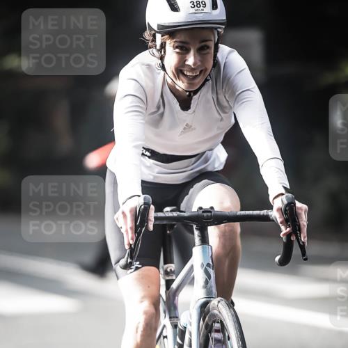 13.09.2026 - Stadtparktriathlon H.Heesch http://msf.ph/oto/10279177 13.09.2026 10:44:59 Radfahren 354, 389, 483, 491, 527, 568, 579 meine-sportfotos.de