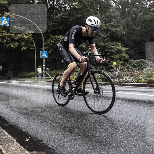 13.09.2026 - Stadtparktriathlon H.Heesch http://msf.ph/oto/10279178 13.09.2026 08:57:44 Radfahren 103 meine-sportfotos.de