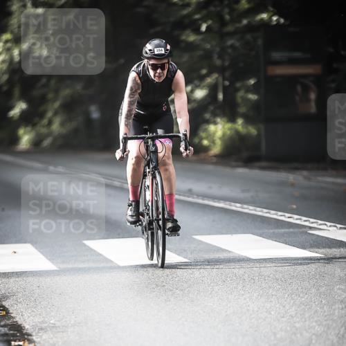 13.09.2026 - Stadtparktriathlon H.Heesch http://msf.ph/oto/10279183 13.09.2026 10:45:03 Radfahren 354, 389, 534, 568, 579 meine-sportfotos.de