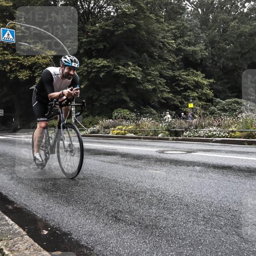 13.09.2026 - Stadtparktriathlon H.Heesch http://msf.ph/oto/10279186 13.09.2026 08:57:56 Radfahren 44, 80, 85 meine-sportfotos.de