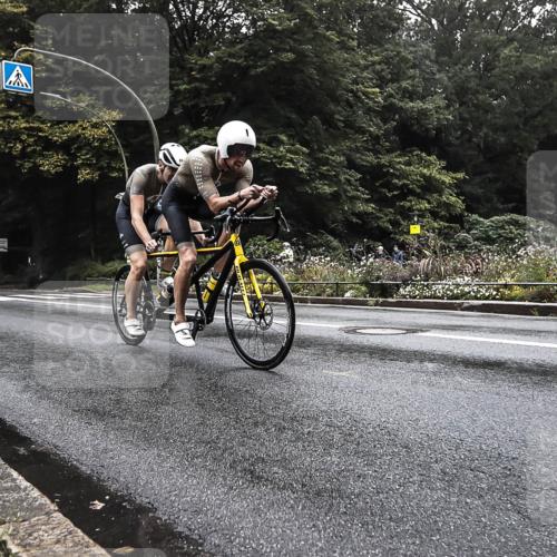 13.09.2026 - Stadtparktriathlon H.Heesch http://msf.ph/oto/10279189 13.09.2026 08:57:57 Radfahren 44, 80, 85, 116 meine-sportfotos.de