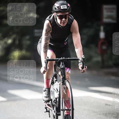 13.09.2026 - Stadtparktriathlon H.Heesch http://msf.ph/oto/10279204 13.09.2026 10:45:04 Radfahren 354, 389, 524, 534 meine-sportfotos.de