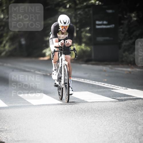 13.09.2026 - Stadtparktriathlon H.Heesch http://msf.ph/oto/10279209 13.09.2026 10:45:07 Radfahren 354, 518, 524, 529, 534, 584 meine-sportfotos.de