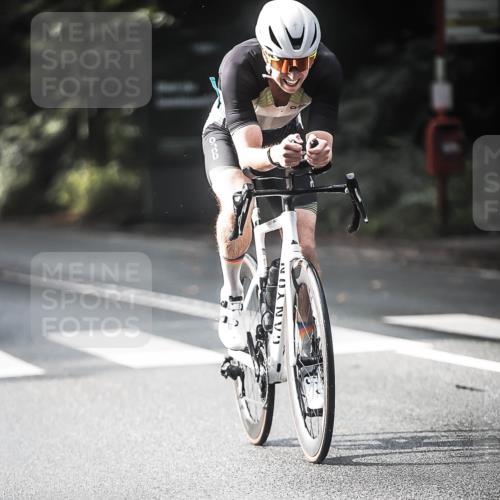 13.09.2026 - Stadtparktriathlon H.Heesch http://msf.ph/oto/10279222 13.09.2026 10:45:07 Radfahren 354, 518, 524, 529, 534, 584 meine-sportfotos.de