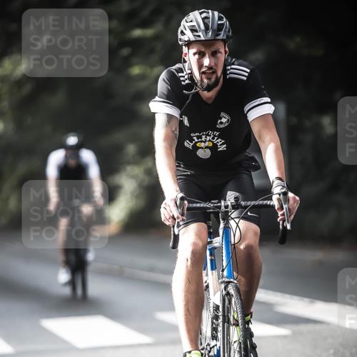 13.09.2026 - Stadtparktriathlon H.Heesch http://msf.ph/oto/10279254 13.09.2026 10:45:12 Radfahren 398, 459, 518, 524, 529, 534, 584 meine-sportfotos.de