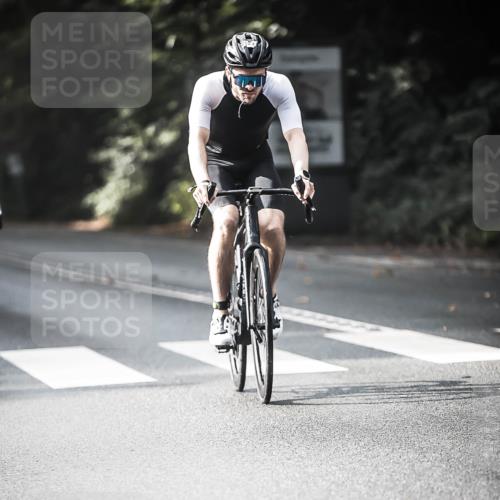 13.09.2026 - Stadtparktriathlon H.Heesch http://msf.ph/oto/10279264 13.09.2026 10:45:13 Radfahren 398, 434, 459, 490, 518, 524, 529, 534, 584 meine-sportfotos.de