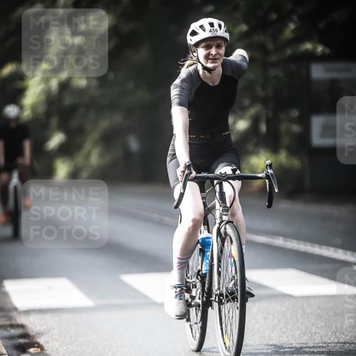 13.09.2026 - Stadtparktriathlon H.Heesch http://msf.ph/oto/10279272 13.09.2026 10:45:14 Radfahren 398, 434, 459, 490, 518, 524, 529, 584 meine-sportfotos.de