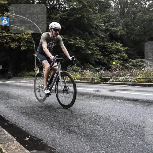 13.09.2026 - Stadtparktriathlon H.Heesch http://msf.ph/oto/10279297 13.09.2026 08:59:15 Radfahren 58, 76, 92, 96, 114 meine-sportfotos.de
