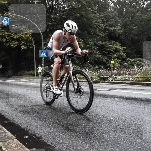 13.09.2026 - Stadtparktriathlon H.Heesch http://msf.ph/oto/10279328 13.09.2026 08:59:35 Radfahren 7, 14, 40, 46, 108 meine-sportfotos.de