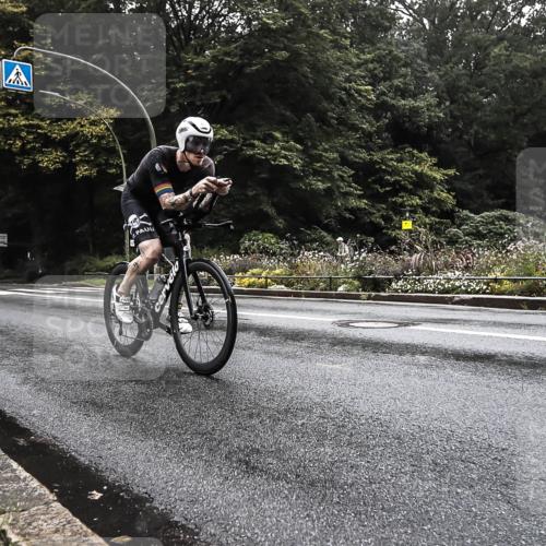 13.09.2026 - Stadtparktriathlon H.Heesch http://msf.ph/oto/10279343 13.09.2026 08:59:41 Radfahren 2, 31, 63, 108, 110 meine-sportfotos.de
