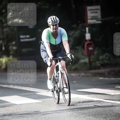 13.09.2026 - Stadtparktriathlon H.Heesch http://msf.ph/oto/10279362 13.09.2026 10:45:23 Radfahren 346, 398, 434, 439, 449, 490, 497, 505, 519 meine-sportfotos.de
