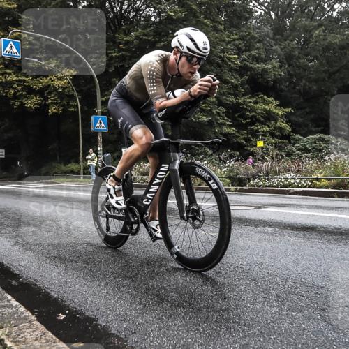 13.09.2026 - Stadtparktriathlon H.Heesch http://msf.ph/oto/10279374 13.09.2026 09:00:05 Radfahren 43, 50, 89, 102 meine-sportfotos.de