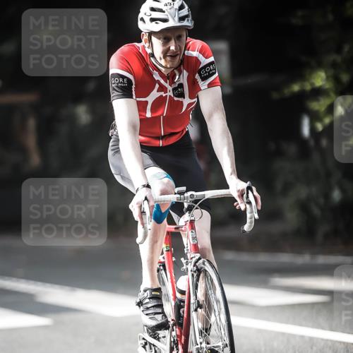 13.09.2026 - Stadtparktriathlon H.Heesch http://msf.ph/oto/10279404 13.09.2026 10:45:28 Radfahren 346, 370, 419, 439, 449, 452, 460, 484, 497, 504, 505, 523, 553, 564 meine-sportfotos.de