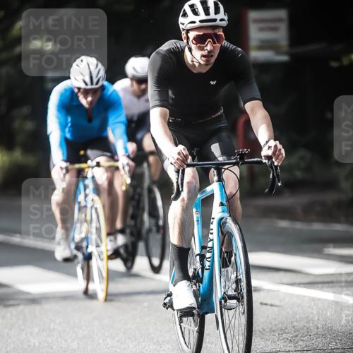 13.09.2026 - Stadtparktriathlon H.Heesch http://msf.ph/oto/10279426 13.09.2026 10:45:32 Radfahren 346, 370, 385, 419, 433, 452, 460, 484, 497, 504, 523, 553, 564 meine-sportfotos.de