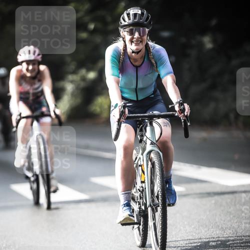 13.09.2026 - Stadtparktriathlon H.Heesch http://msf.ph/oto/10279451 13.09.2026 10:45:34 Radfahren 370, 385, 419, 427, 433, 452, 460, 484, 494, 497, 504, 523, 553, 564 meine-sportfotos.de