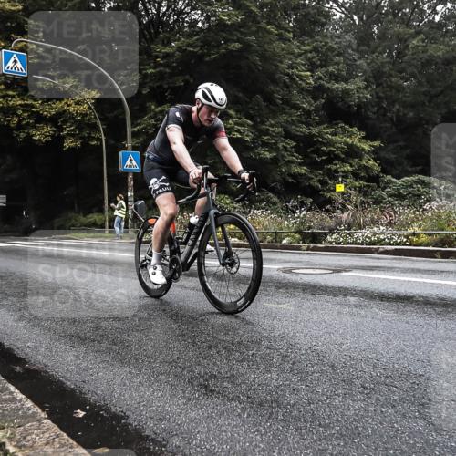13.09.2026 - Stadtparktriathlon H.Heesch http://msf.ph/oto/10279459 13.09.2026 09:00:34 Radfahren 33, 52, 125, 143 meine-sportfotos.de