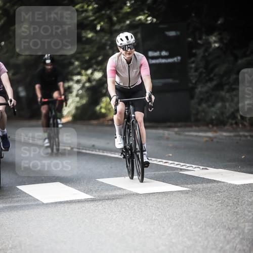 13.09.2026 - Stadtparktriathlon H.Heesch http://msf.ph/oto/10279475 13.09.2026 10:45:37 Radfahren 248, 385, 414, 419, 427, 433, 452, 460, 484, 494, 504, 523, 553 meine-sportfotos.de