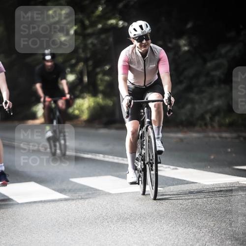 13.09.2026 - Stadtparktriathlon H.Heesch http://msf.ph/oto/10279486 13.09.2026 10:45:37 Radfahren 248, 385, 414, 419, 427, 433, 452, 460, 484, 494, 504, 523, 553 meine-sportfotos.de